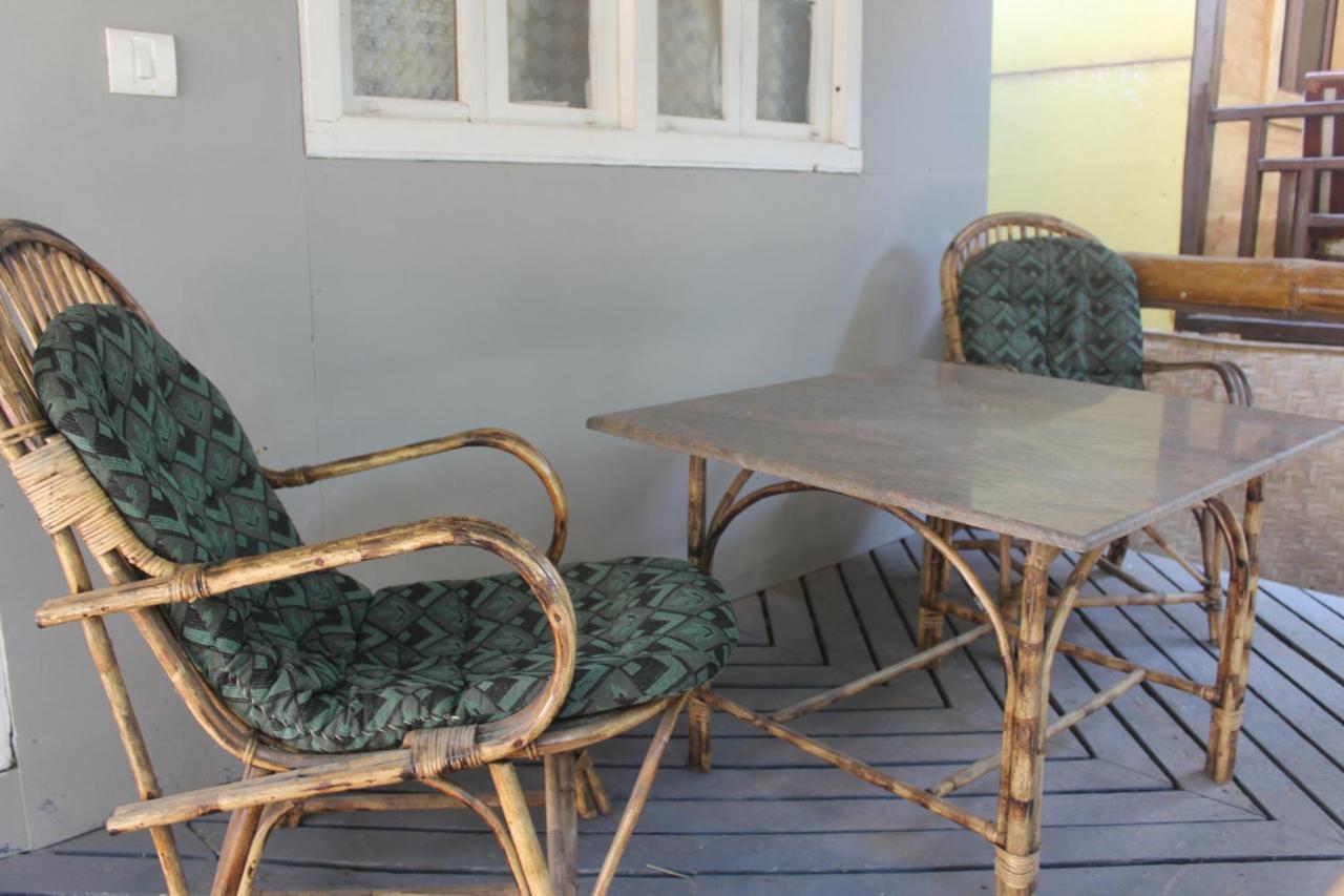 Sea Bird Beach Cafe & Cottages Morjim Exteriér fotografie